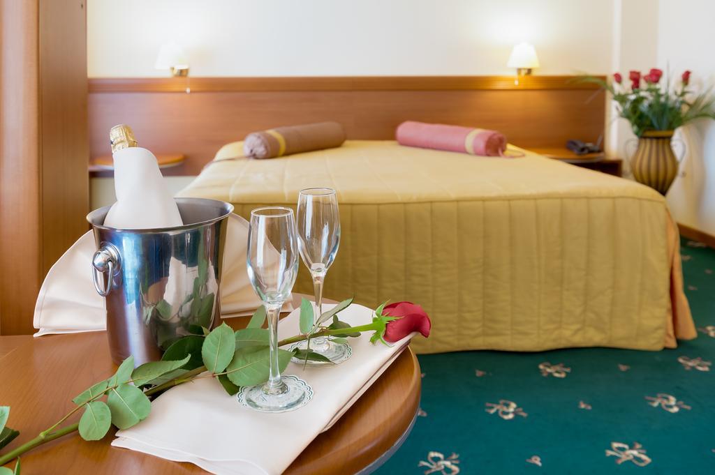 Hotel Palas Mamaia Habitación foto
