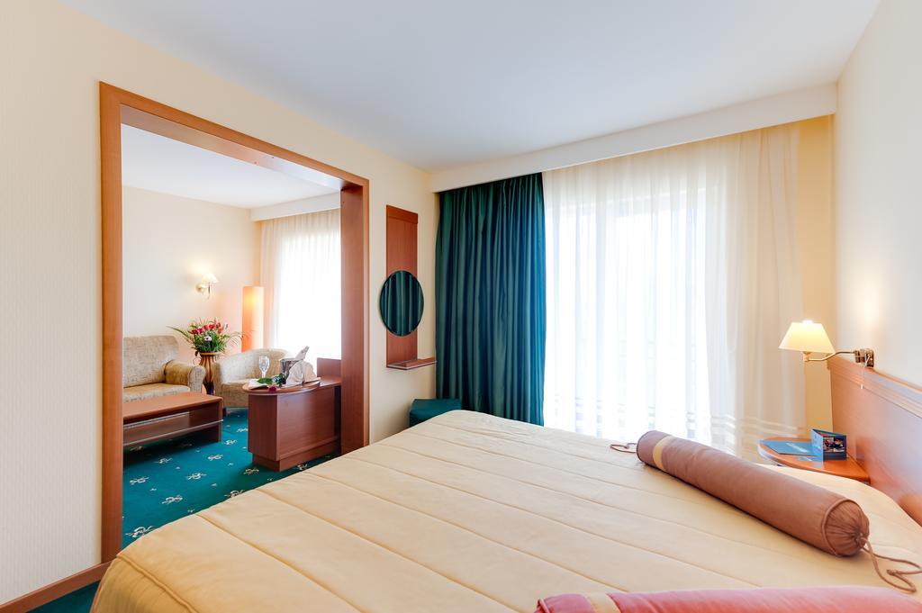 Hotel Palas Mamaia Habitación foto